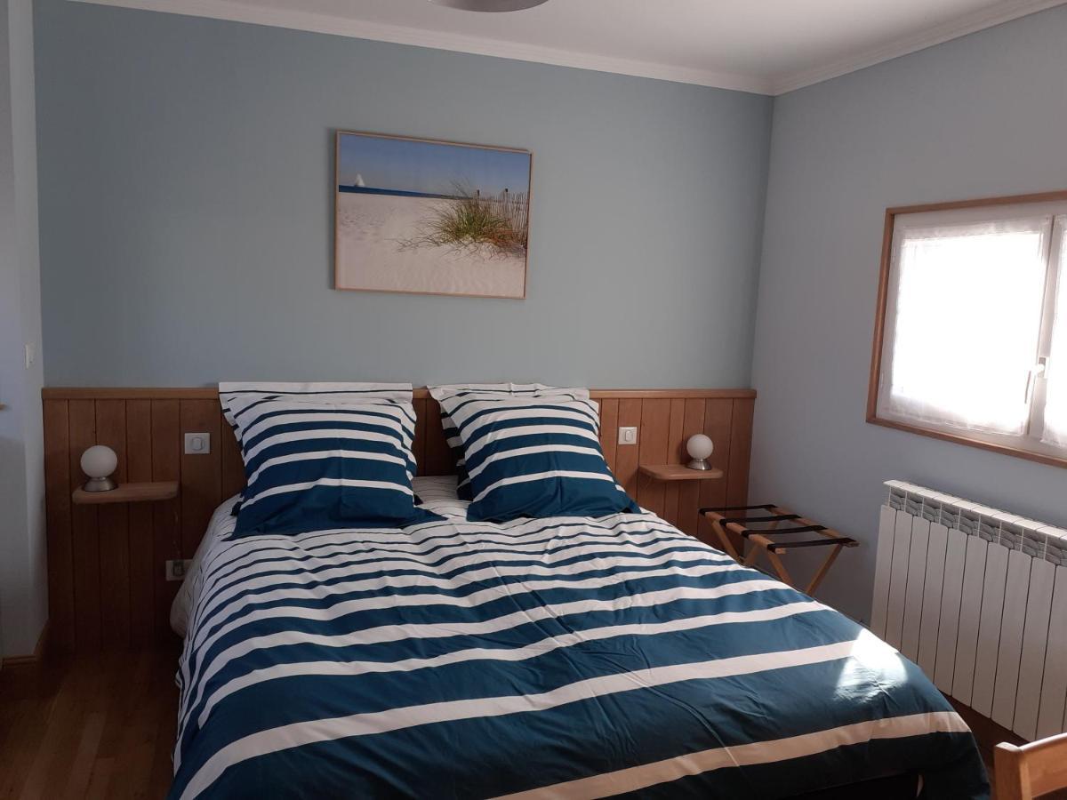 Bed and Breakfast Au Bord De L'Eau Ecluzelles Camera foto